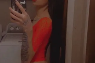 YOUR FAVORITE FREAK 😍 - 21 - Image 1