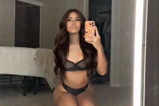 playtime with pretty kristin 🔥... - Image 4